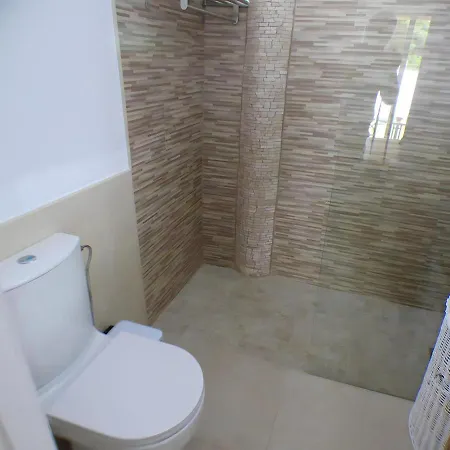 Le Petit Casa Con Piscina Privada Apartamento